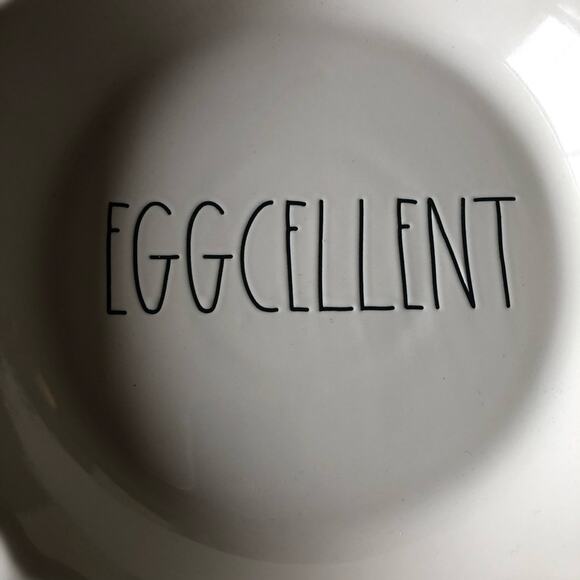 Rae Dunn Eggcellent Ceramic Cream Color Pie Plate With Fluted Edges -  NWT - Picture 3 of 3